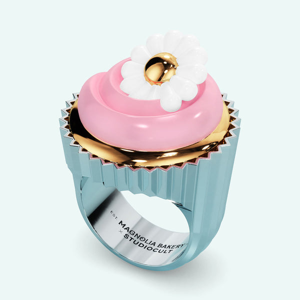 Kate spade Magnolia Bakery sold Cupcake key